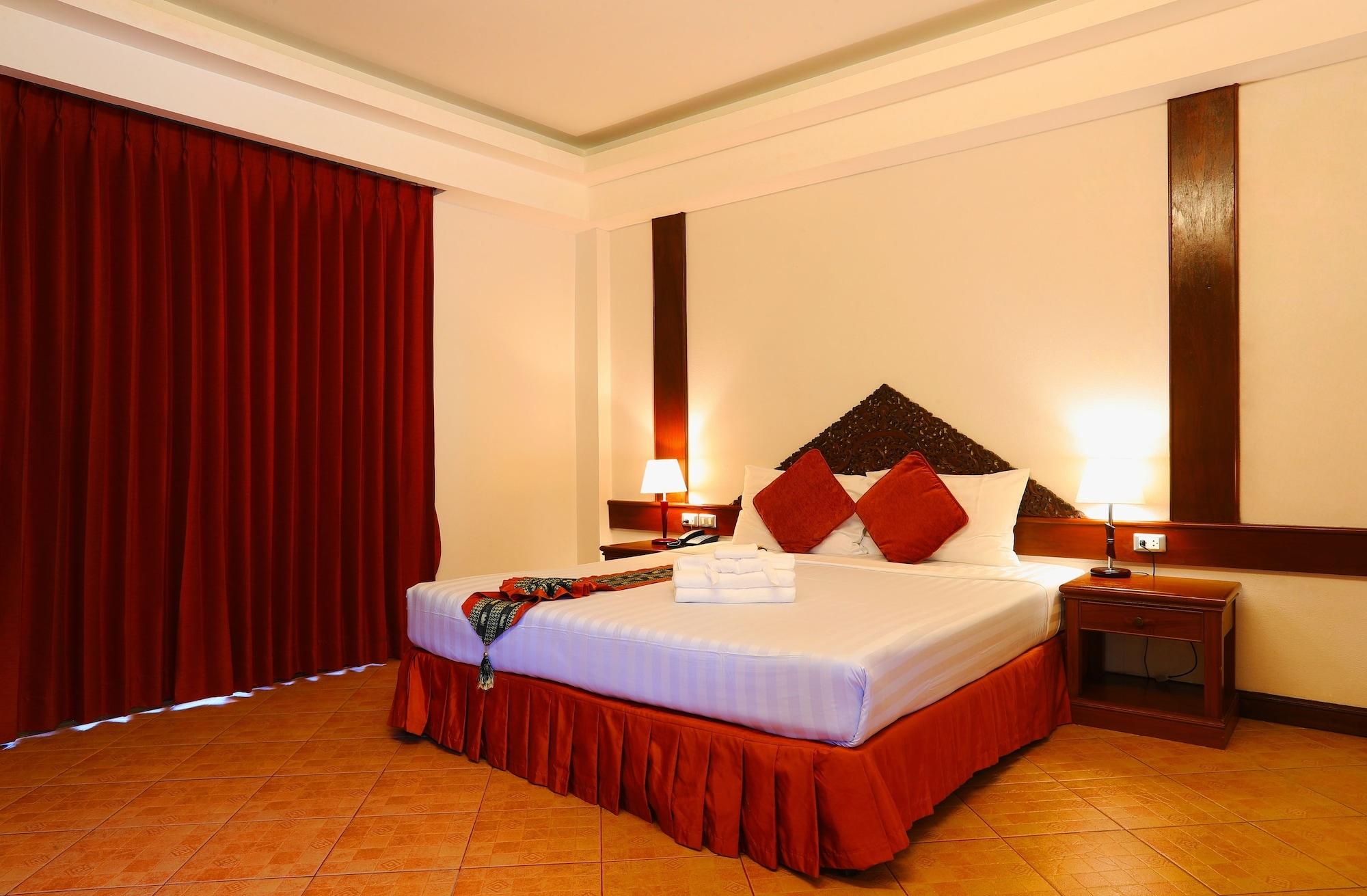 Baan Boa Resort Patong Bagian luar foto