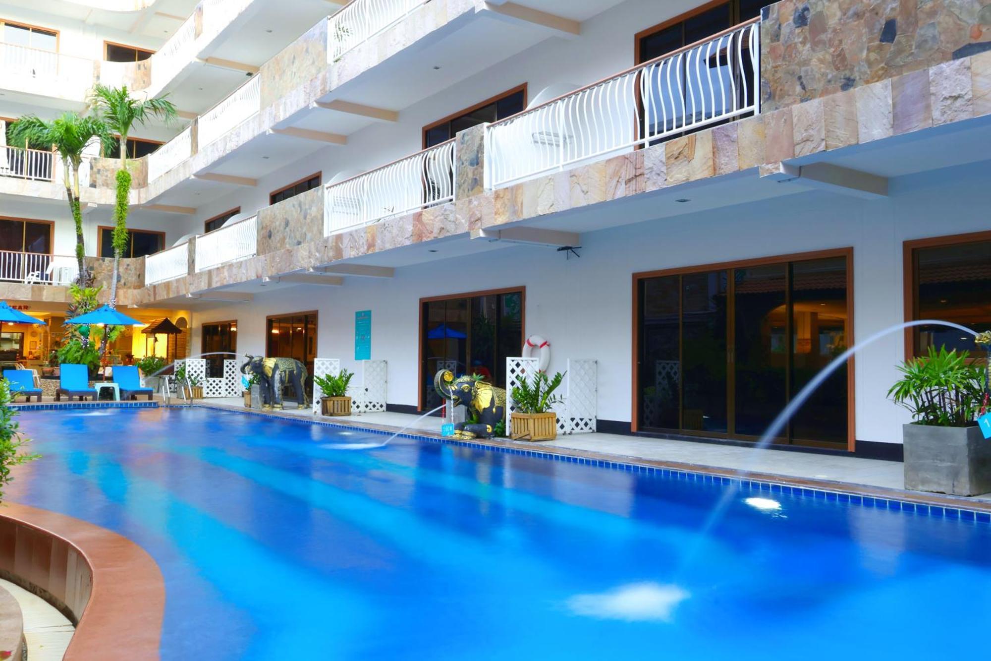 Baan Boa Resort Patong Bagian luar foto