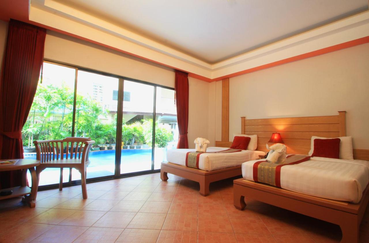 Baan Boa Resort Patong Bagian luar foto